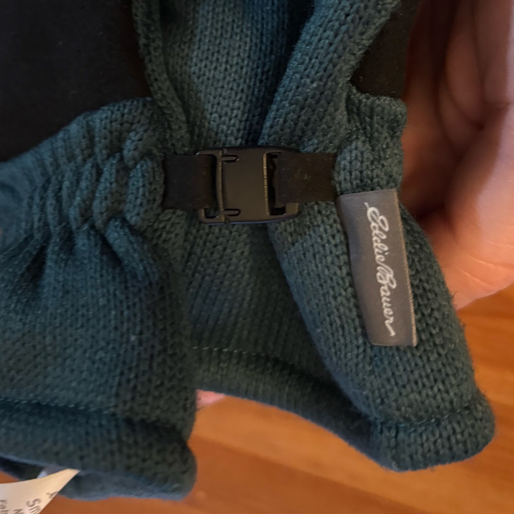 Eddie Bauer Green and Black Outdoor Gloves - Picture 4 of 7